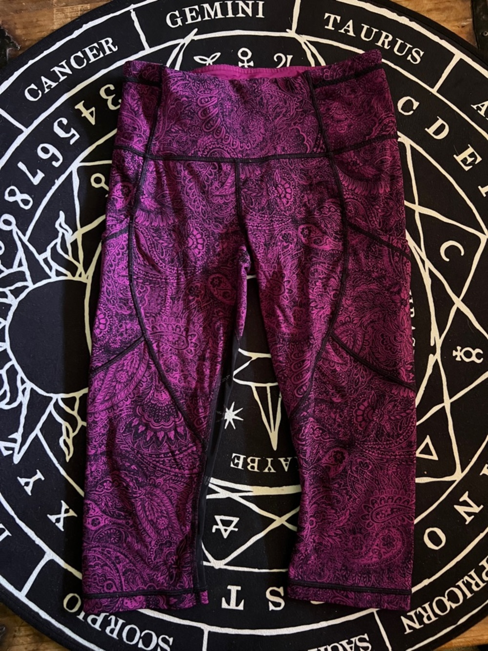 lululemon athletica Magenta Paisley Print Yoga Leggings